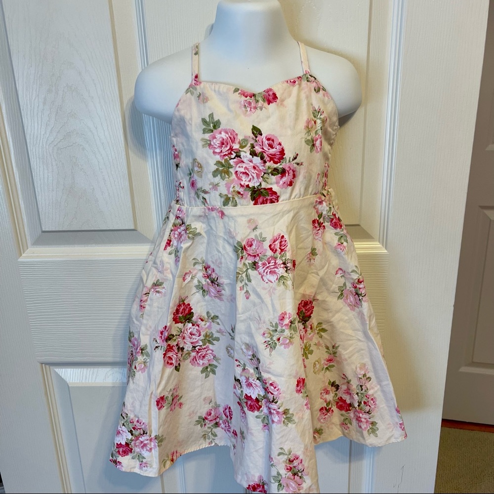 🔥 3/$30- Sweet halter Rose Dress - size 4T- summer